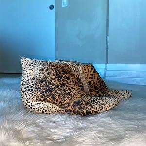 Lepoard pony hair bootie